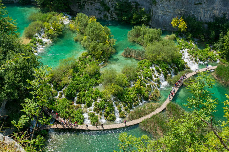 Lagos Plitvice ou Krka: qual é o melhor parque de cachoeiras da ...